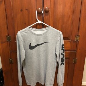 Nike Men’s Long Sleeve